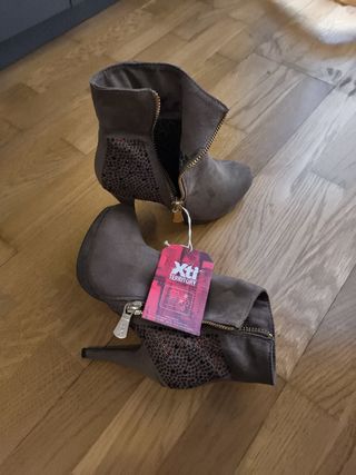 Botines marrones de tacón