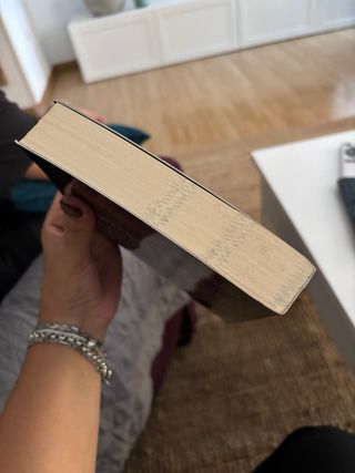 LA PRISIONERA DE ORO.