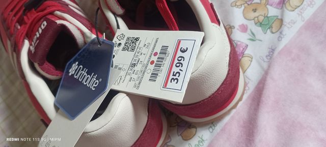 Zapatillas Often rojas retro mujer