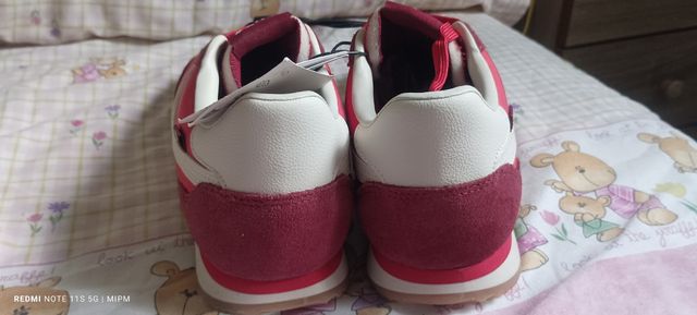 Zapatillas Often rojas retro mujer