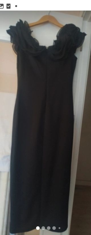 Vestido negro fiesta - volantes