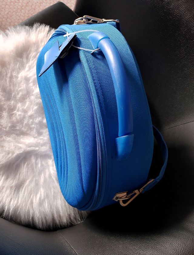 Maleta de viaje azul