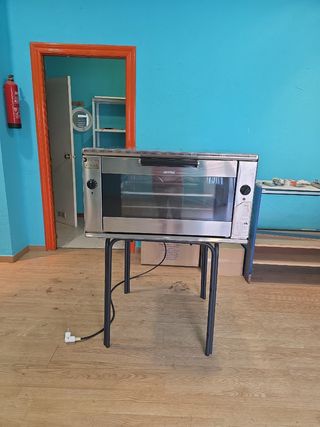 Horno baguetero SMEG. Perfecto estado