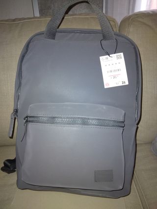 Mochila Pull&Bear Gris - Nueva