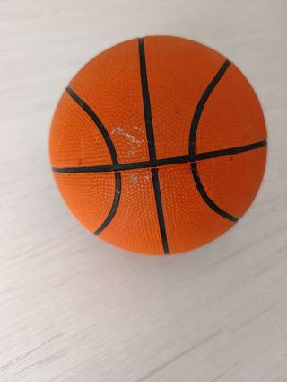 Balón baloncesto pequeño