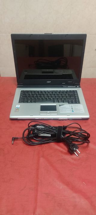 Portátil Acer Aspire 3503WLMi