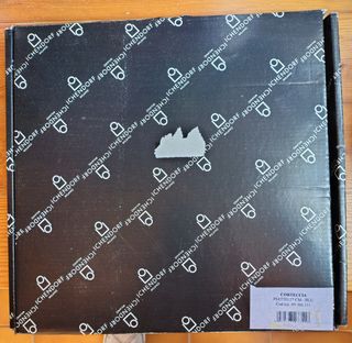 Piatto vetro blu scuro decorato