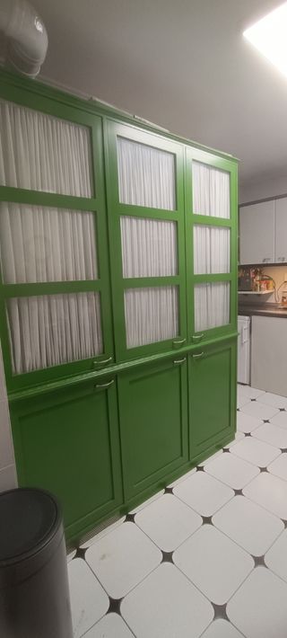 Tiene que salir ya!
Armario de Cocina. 
Éste finde
