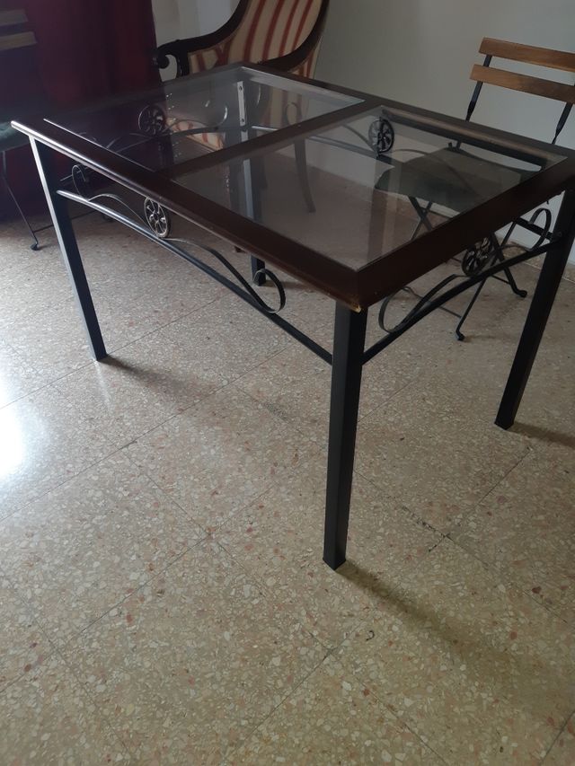 Mesa cristal-forja: Comedor