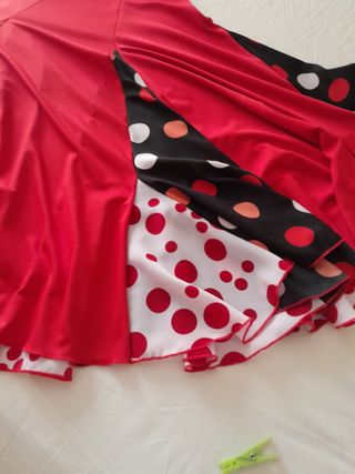 Falda Flamenca roja lunares
