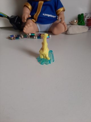 Figura de huevo kinder joy del año 2006