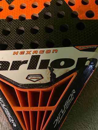 Palas de pádel reparadas.