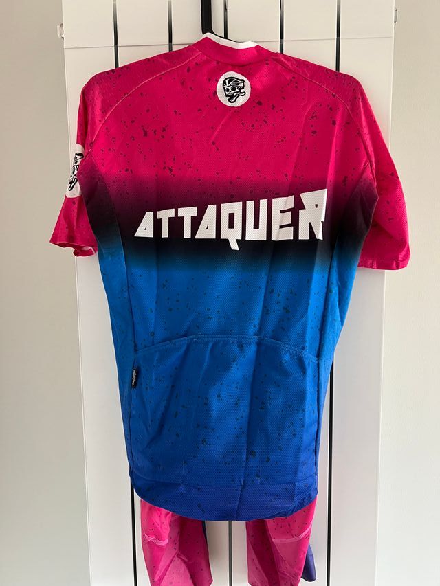 Conjunto maillot y culotte Attaquer Ed. Limitada