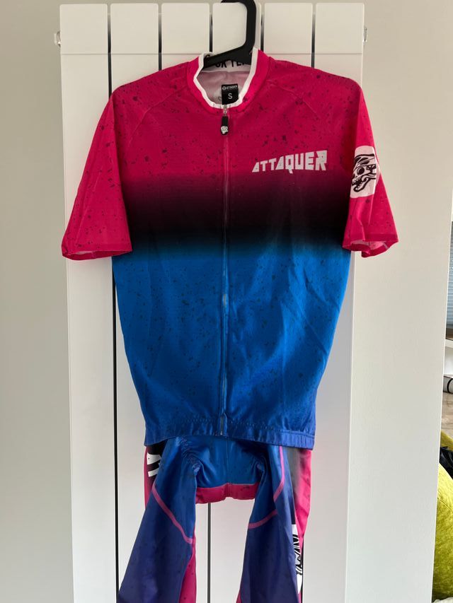 Conjunto maillot y culotte Attaquer Ed. Limitada