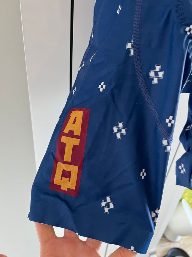 Conjunto maillot y culotte Attaquer Ed. Limitada