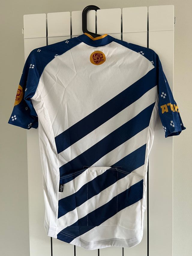 Conjunto maillot y culotte Attaquer Ed. Limitada