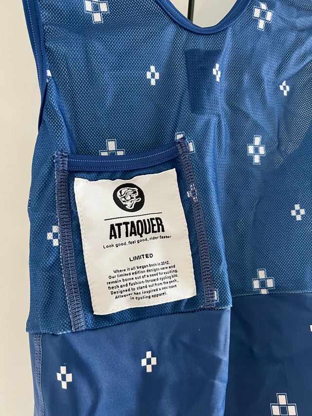 Conjunto maillot y culotte Attaquer Ed. Limitada