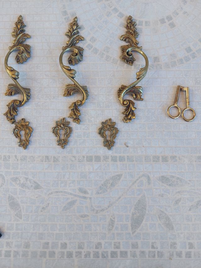 Tiradores antiguos - 3 uds.