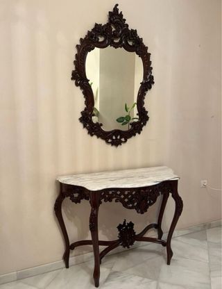 Elegante tocador con espejo