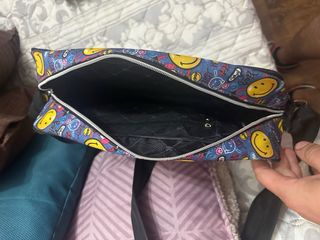 Mochila Smiley: ¡Alegría portátil!
