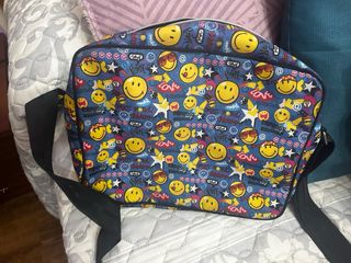 Mochila Smiley: ¡Alegría portátil!