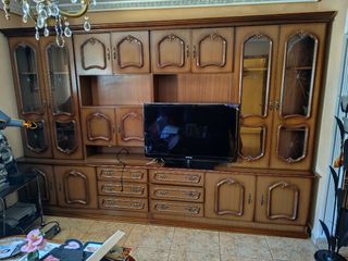 Mueble salón madera clásico