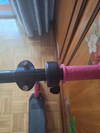 Patinete eléctrico niña