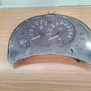 Cuadro de instrumentos Opel Corsa C (Versi