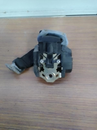 Cinturon seguridad trasero derecho Ford Es