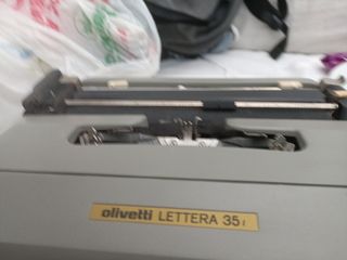Máquina escribir Olivetti Lettera 35