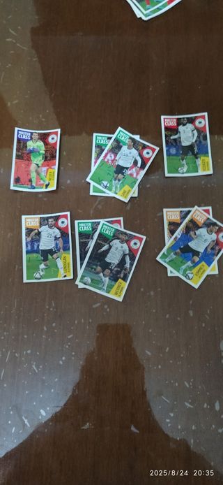 Cromos de fútbol. El precio es el de la descrpción