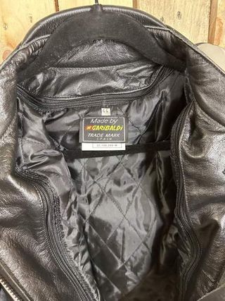CHAQUETA T-M MUJER DE MOTO GARIBALDI NEGRA 1