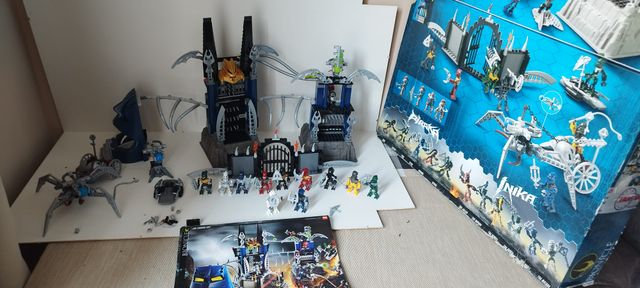 Lego Bionicle Fortaleza Piraka 8894