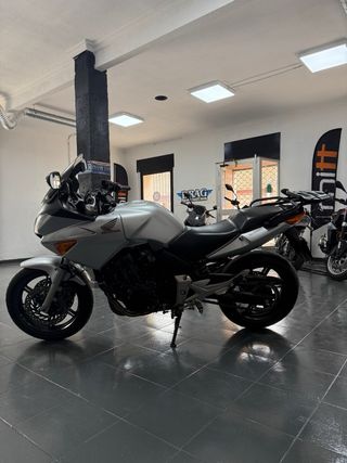 Honda CBF 600 