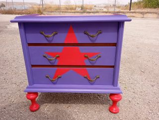 Mesa auxiliar vintage restaurada