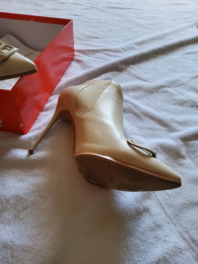 Décolleté Laura Biagiotti beige 39