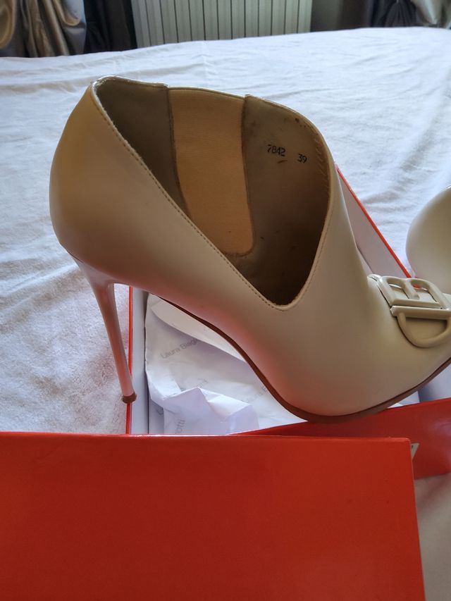 Décolleté Laura Biagiotti beige 39