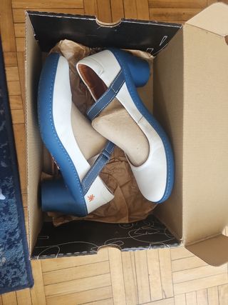 Zapatos tacón art - Blancos y azules - Talla 38