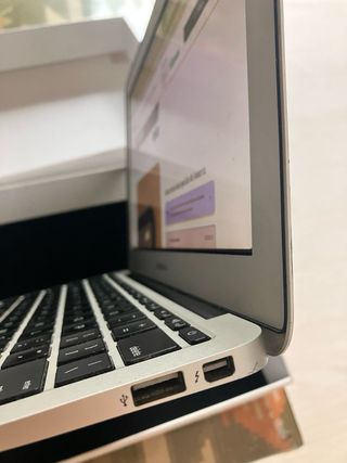 MacBook Air 11"   Lo llevo a casa (solo Valencia )