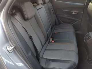 Peugeot 3008 Hybrid 225 e-EAT8 Allure Pack