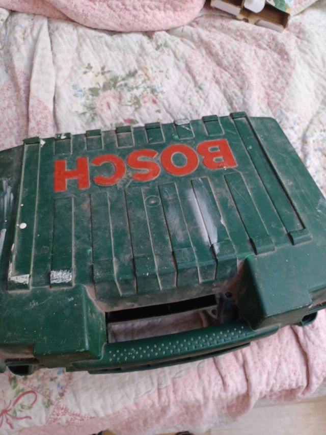 Sierra caladora Bosch PST680 EL