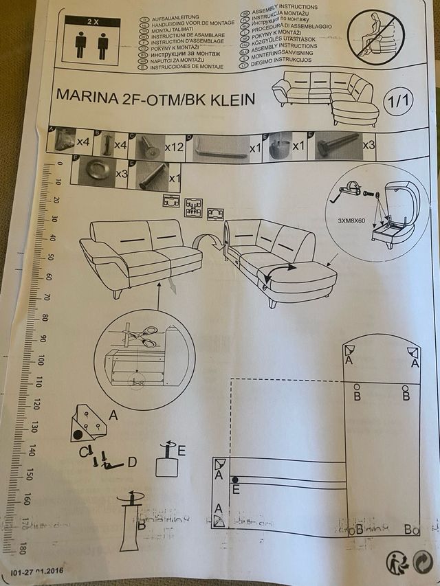 Divano angolare beige e marrone