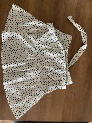 Falda lunares Stradivarius XS