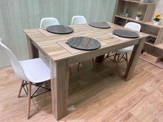 Mesa comedor 4 sillas - Madera