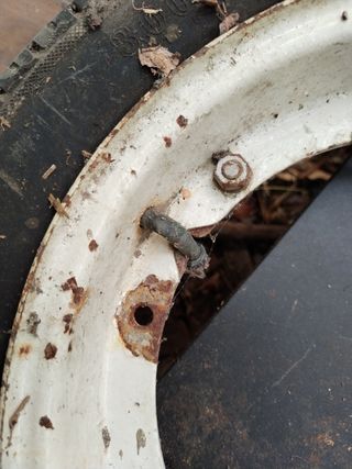 Ruota Vespa Piaggio completa