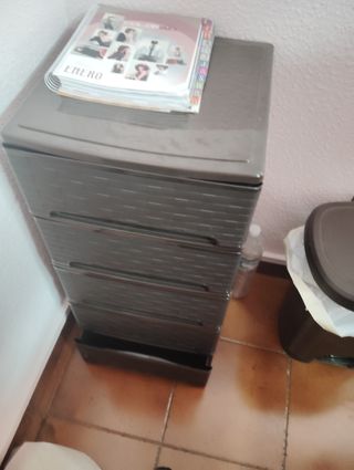 Mobiliario de peluquería seminuevos 3 meses de uso