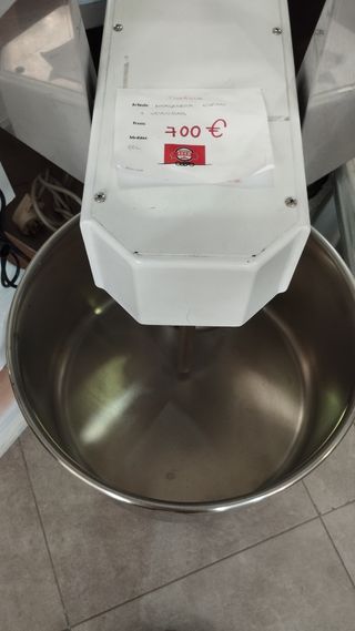 Amasadora industrial 20 Litros