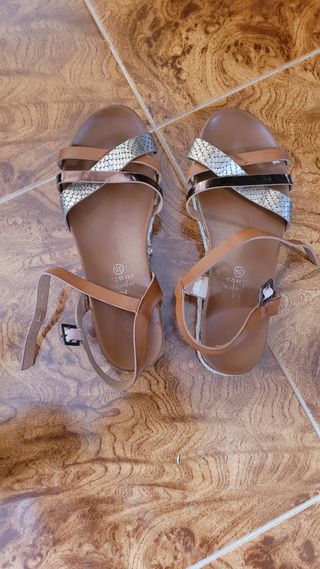 Sandalias Maripaz planas 