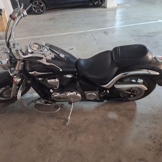 Kawasaki Vulcan 900 Custom