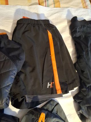 Ropa deportiva HE - 12 piezas + bolsa deporte.